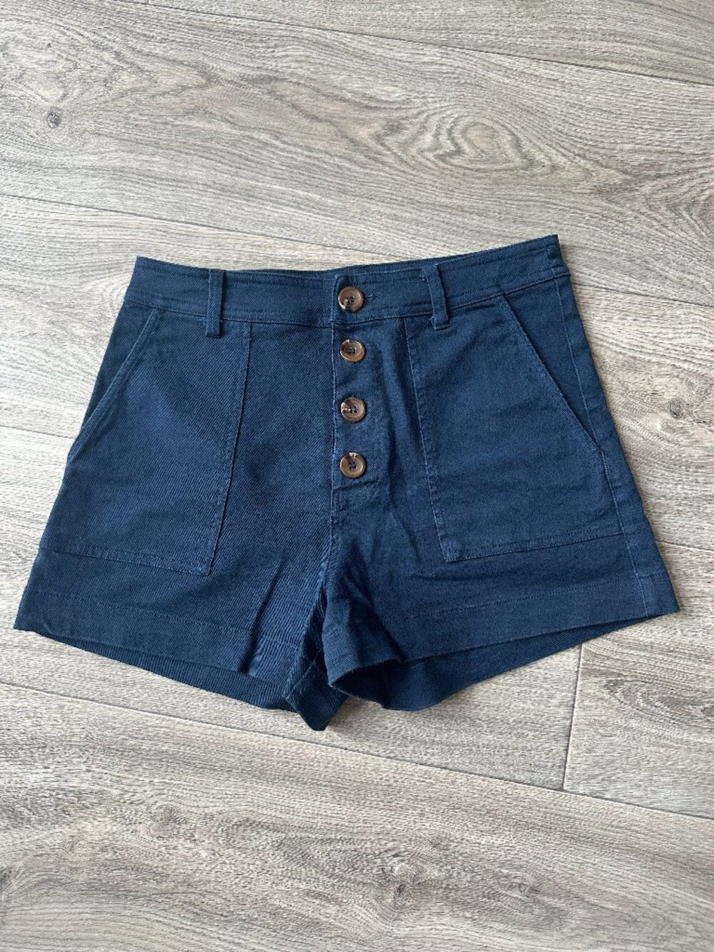 ⚓ Francesca’s Mi Ami Navy Blue Button Fly Shorts Size Small ⚓